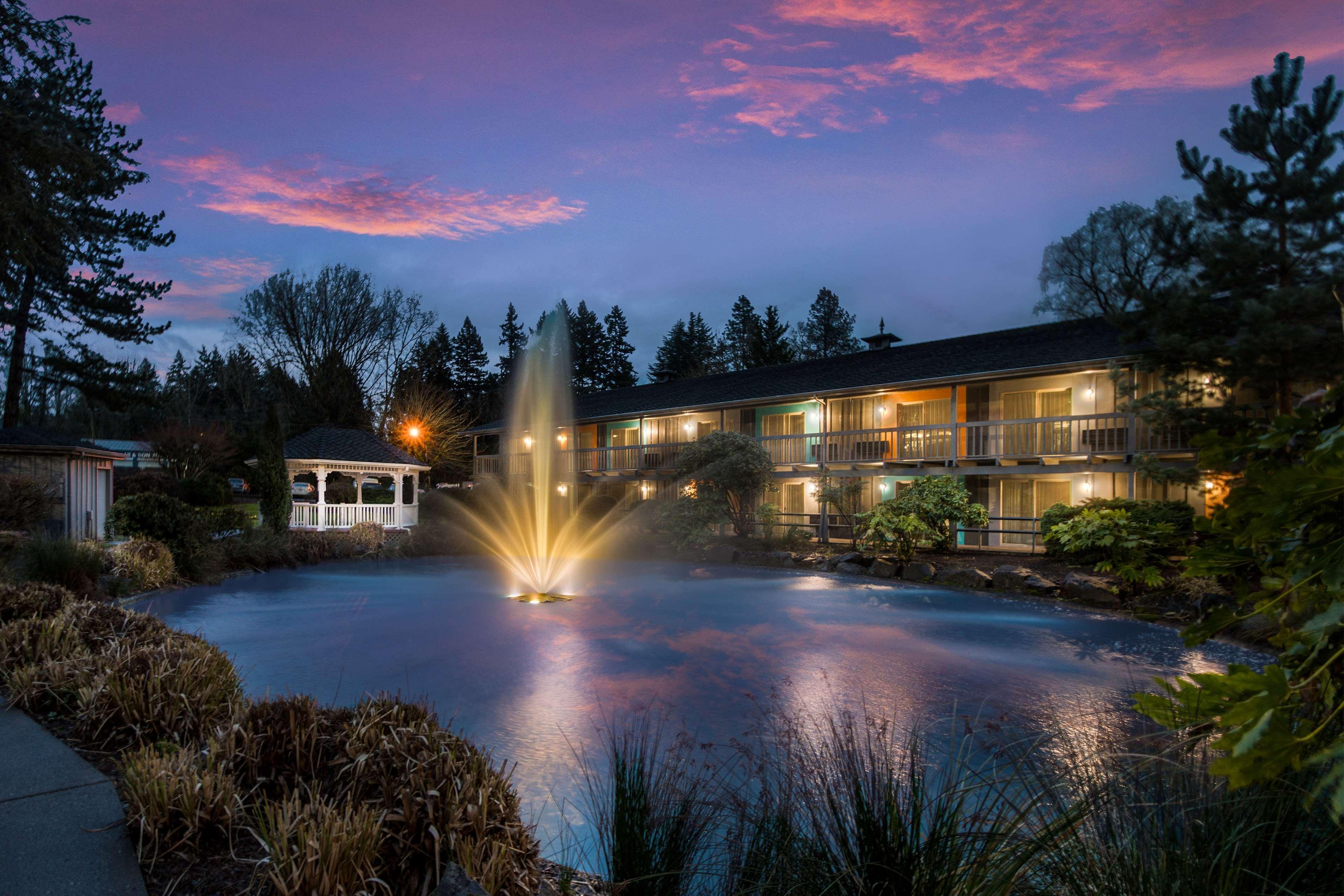 Best Western Portland West Beaverton Hotel Exterior photo